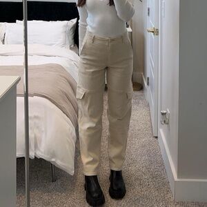 Aritzia Cargo Pants